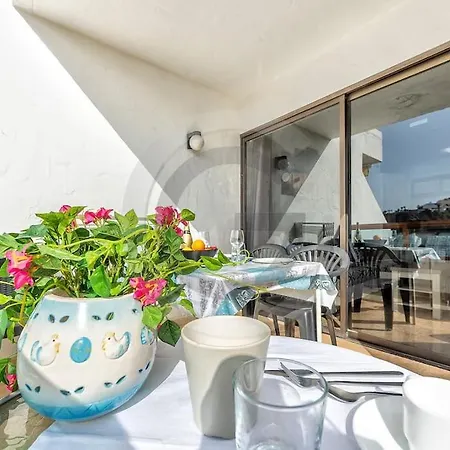 Cozy Corner * Моган